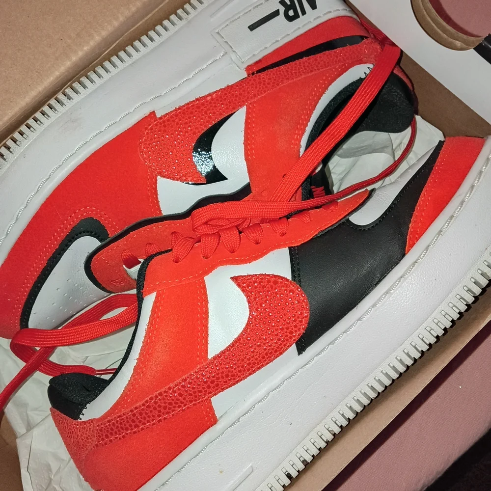 Air Force 1 Shadow - Picture 3 of 4